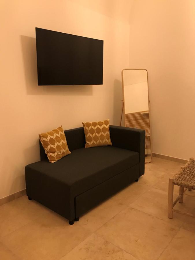 Casa Di Zia Pupetta Apartment Bari Bagian luar foto